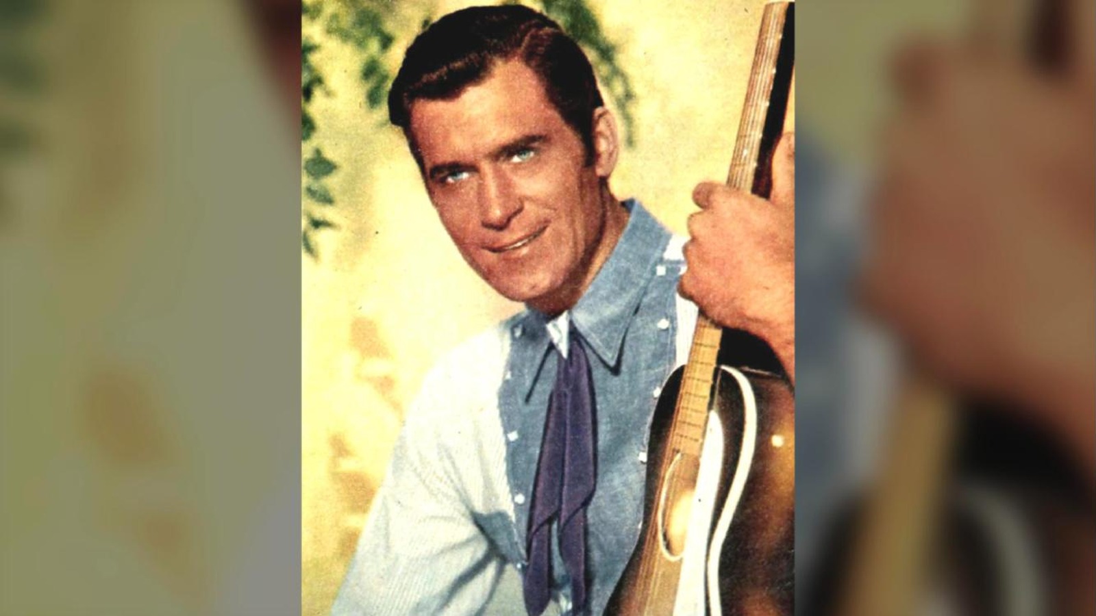 Clint Walker as Cheyenne Bodie
