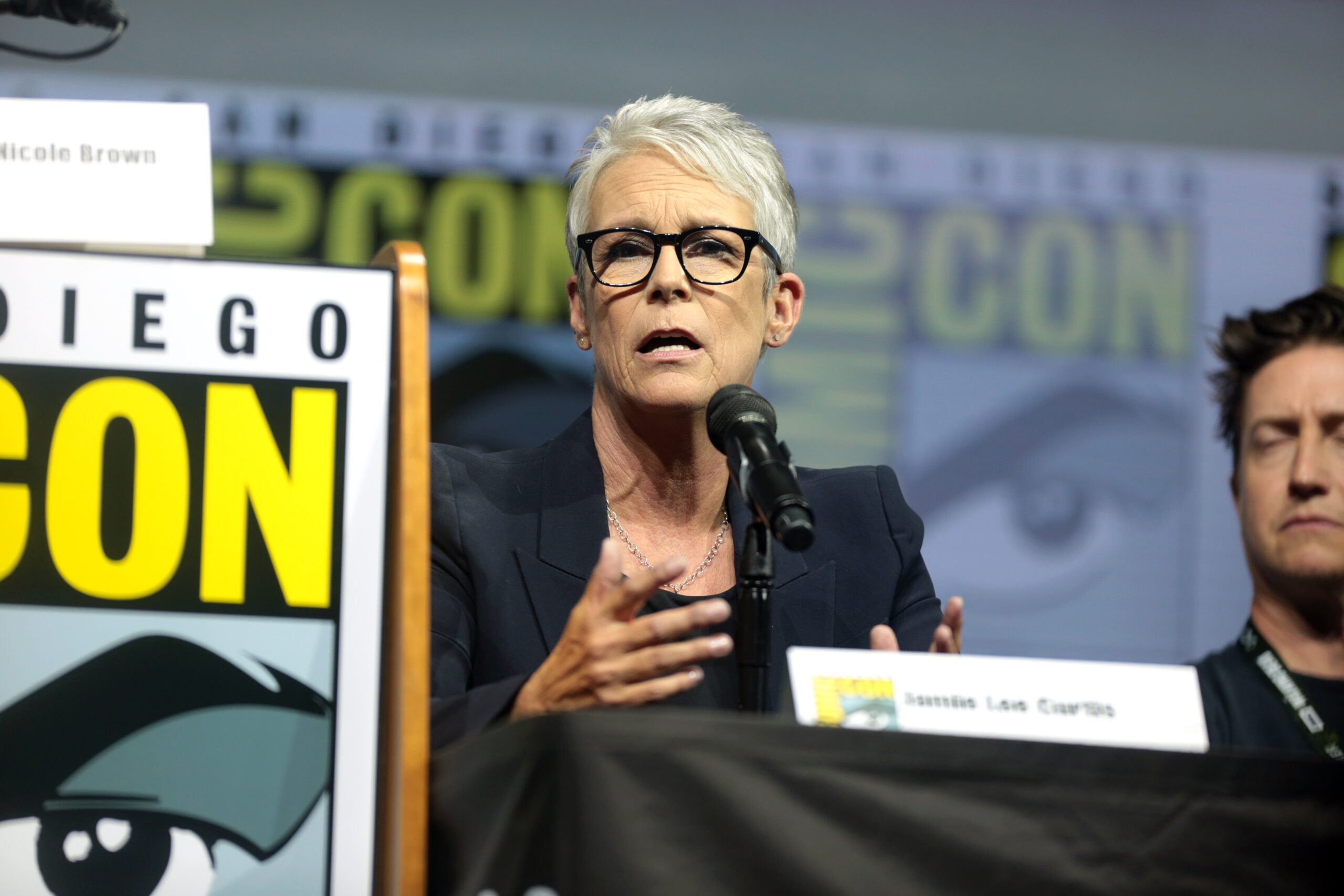 Jamie Lee Curtis speaking at Comic-Con